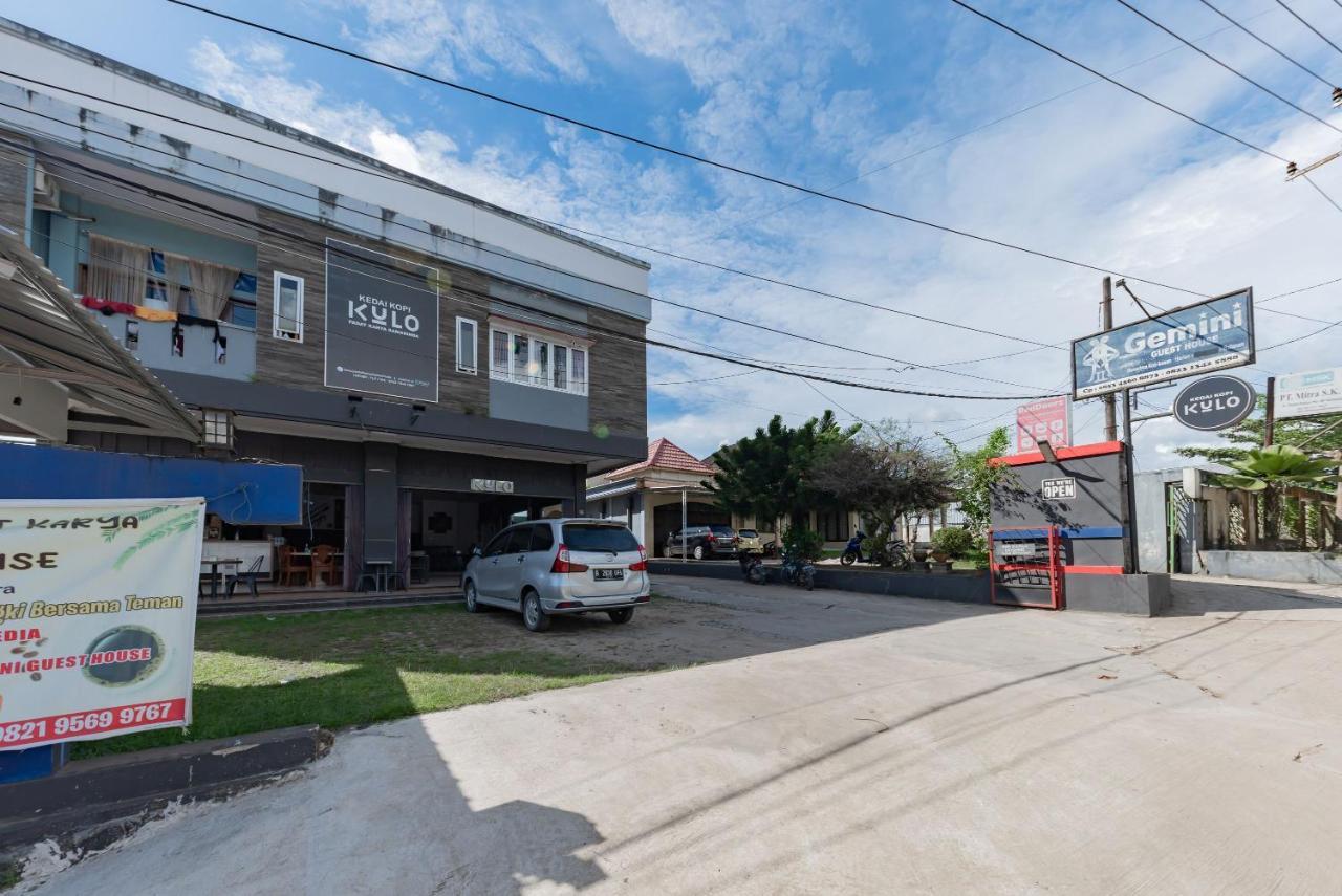 Reddoorz Near Gor Sempaja Samarinda Hotel Eksteriør billede